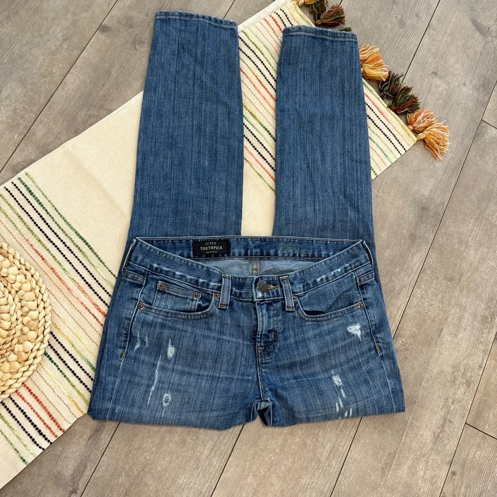 J. Crew Women’s Toothpick Distressed Ankle Jeans Size 26 Like New Condition